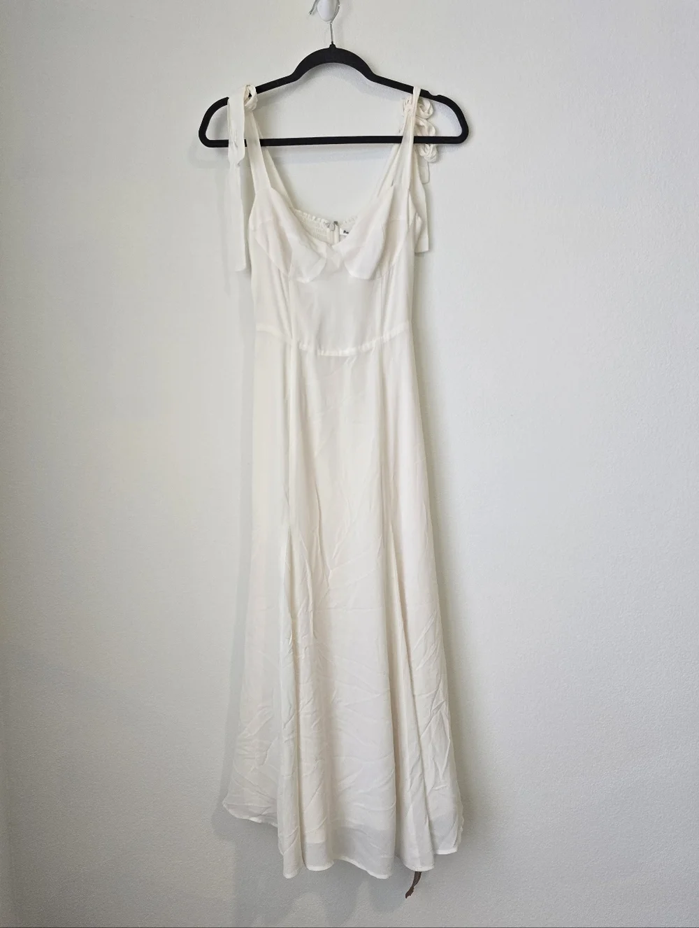 NWT Reformation Nadira Dress in Ivory Sweetheart Neckline Shoulder Strap Ties - Picture 4 of 14